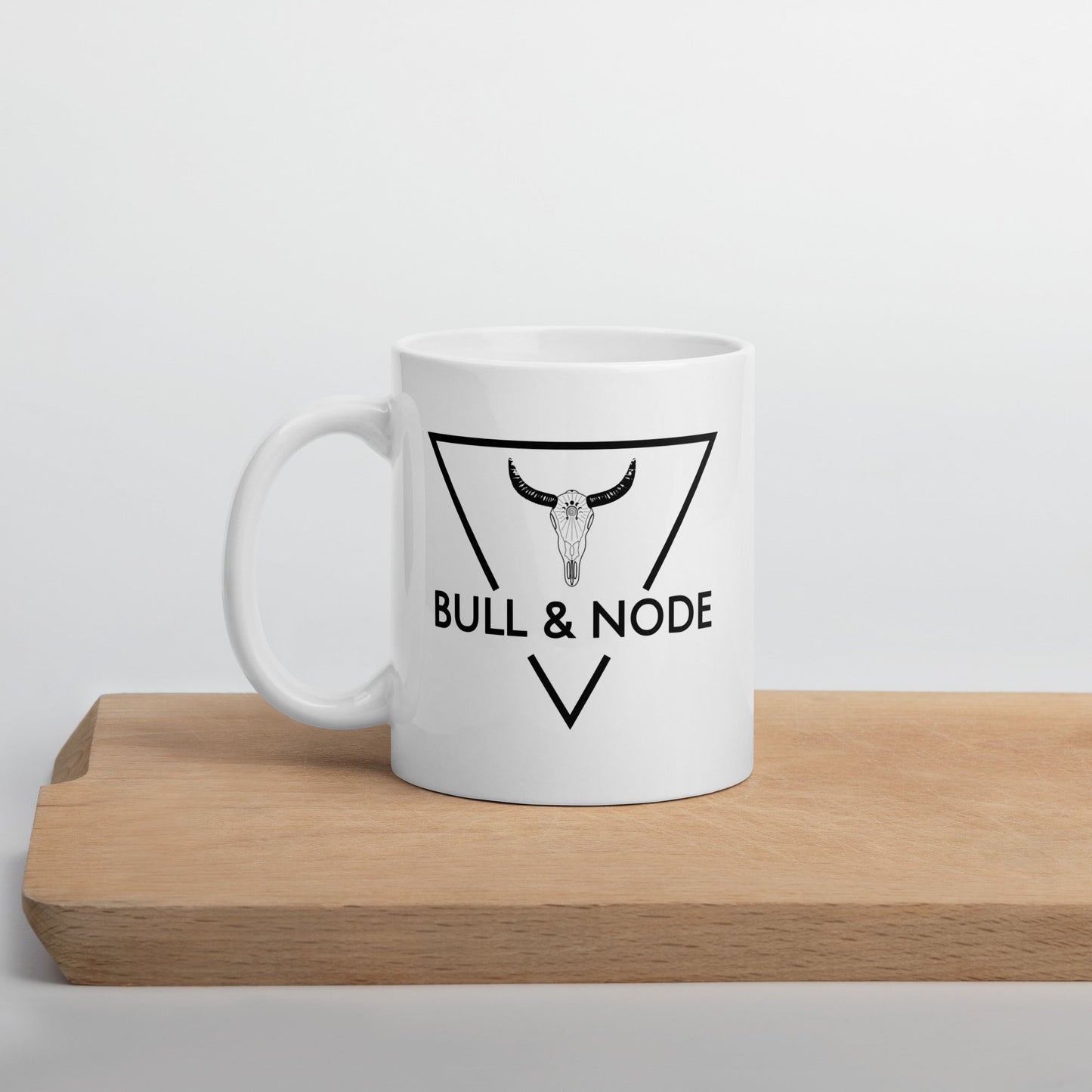 BULL & NODE White glossy mug - Bull & Node