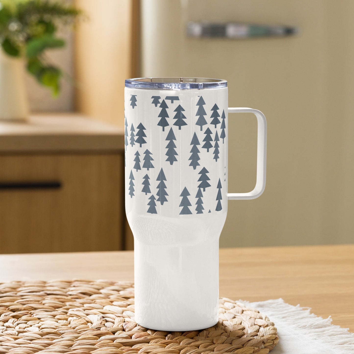 Christmas trees grey Travel mug - Bull & Node